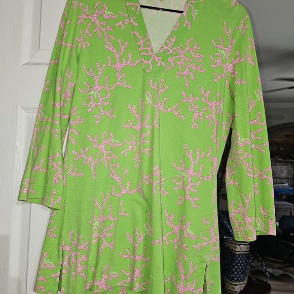 Lily Pulitzer tunic top - Picture 2 of 4